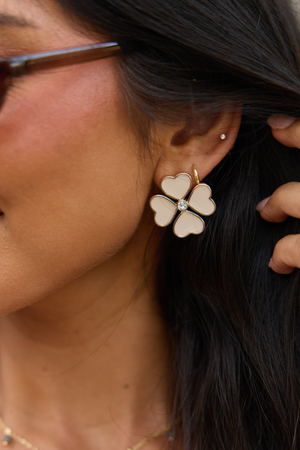 Flower Hour Flower Stud Earrings - Cream